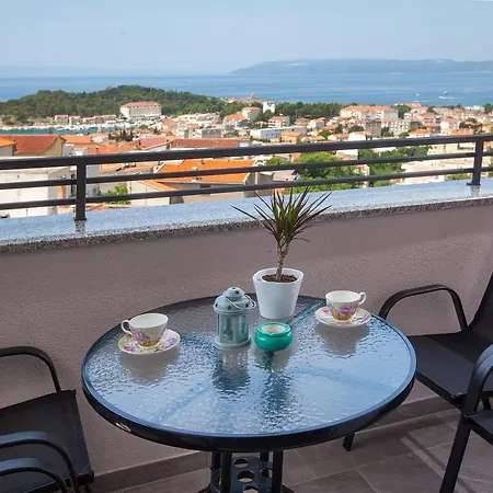 Bella Figura Apartment *