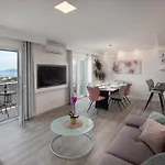 Bella Figura Apartment *