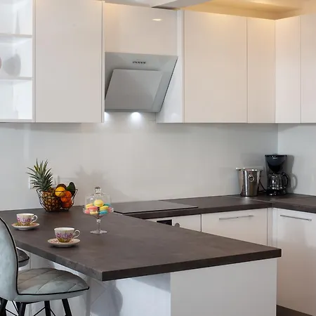 Bella Figura * Makarska